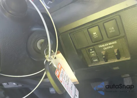 2016 Toyota Tundra Sr5 5.7L V8 from USA, damaged, VIN 5TFDW5F10GX558557